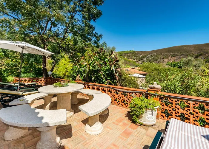 Moinhos Velhos Wellness Retreat 度假村 *